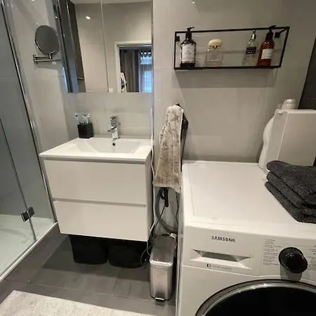 Stylish @ Centre * Ρότερνταμ